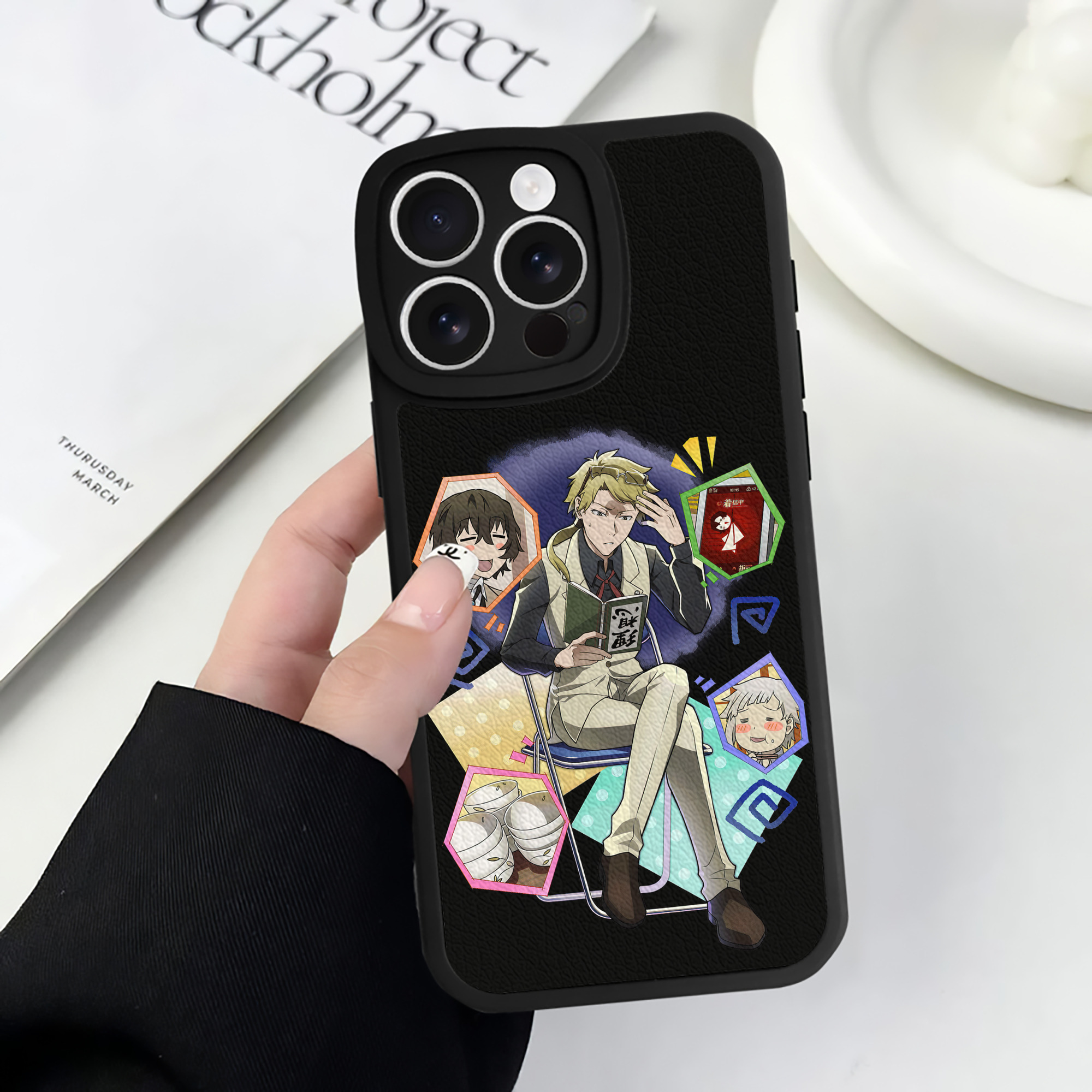 （画像用） 文豪ストレイドッグス Bungo Stray Dogs 【iPhone 16シリーズ対応】シリコンスマホケース（レザー調） 材質：シリコン